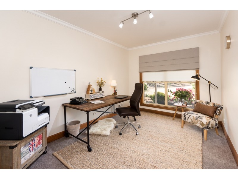 29 Trainers Way, Strathalbyn SA 5255