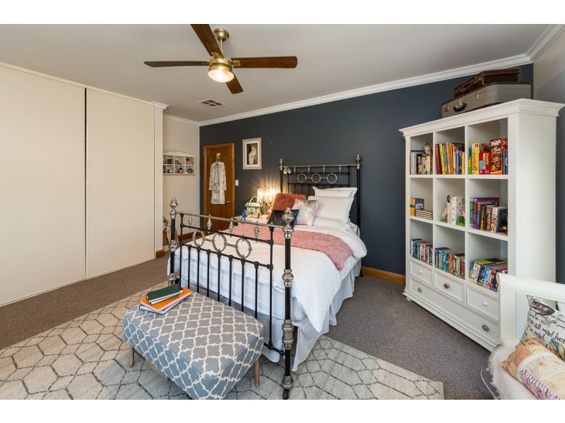 29 Trainers Way, Strathalbyn SA 5255