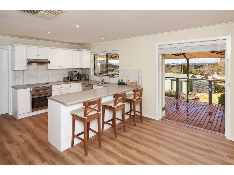 13 Hill Street, Mount Barker SA 5251