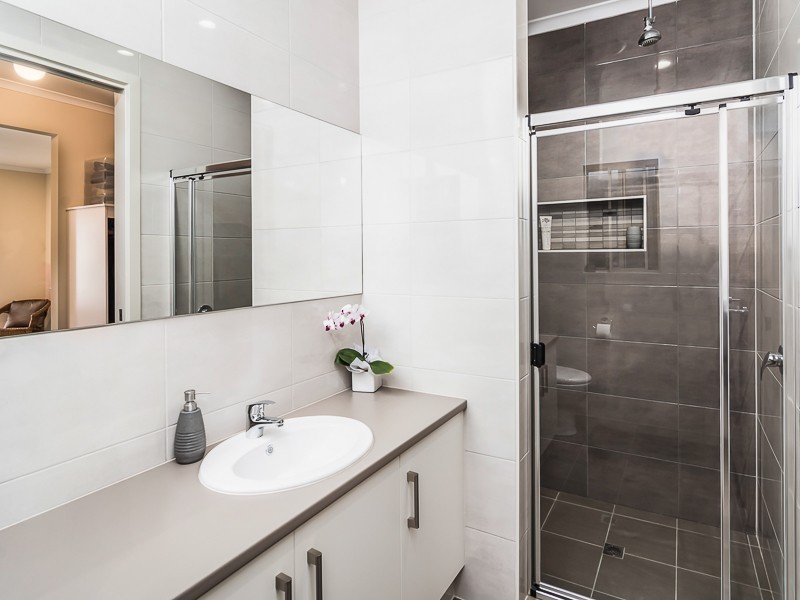 10 Cleland Street, Mount Barker SA 5251