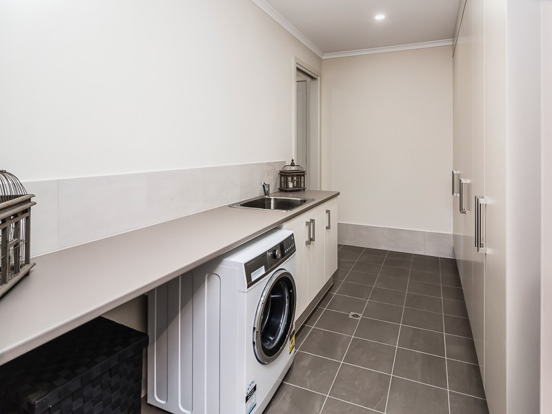 10 Cleland Street, Mount Barker SA 5251