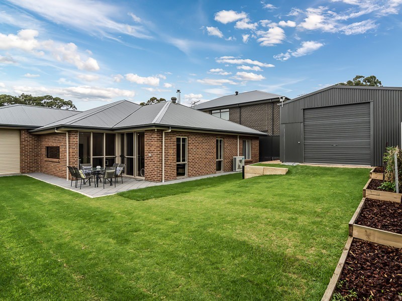 10 Cleland Street, Mount Barker SA 5251