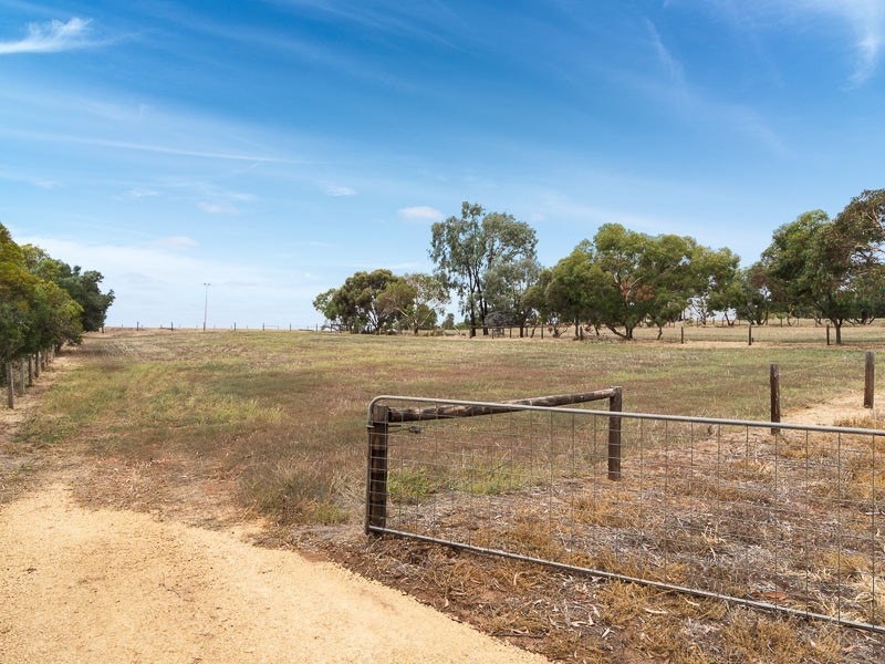 26 Albion Drive, Strathalbyn SA 5255