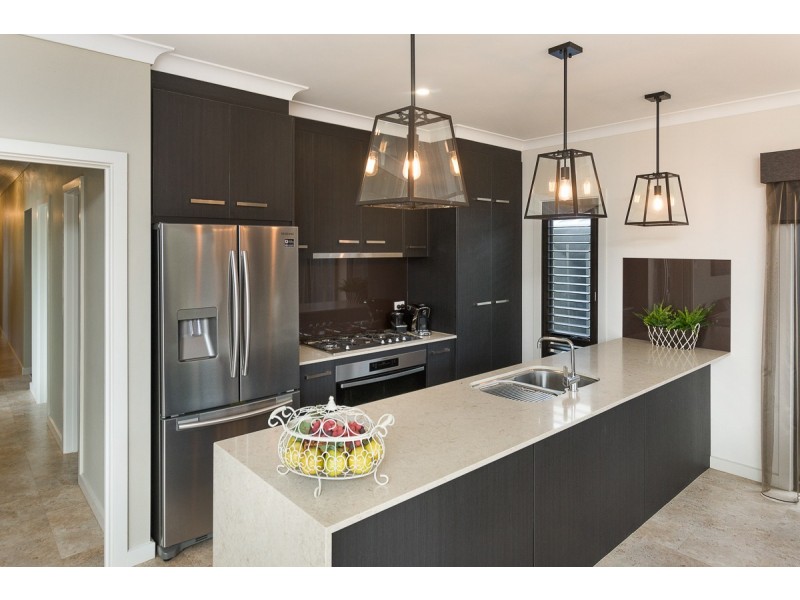 18 Red Gum Crescent, Mount Barker SA 5251