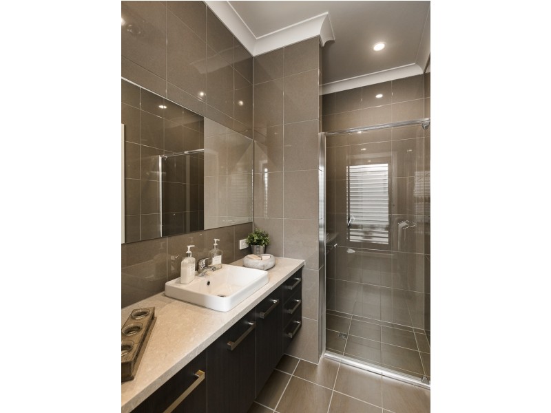 18 Red Gum Crescent, Mount Barker SA 5251