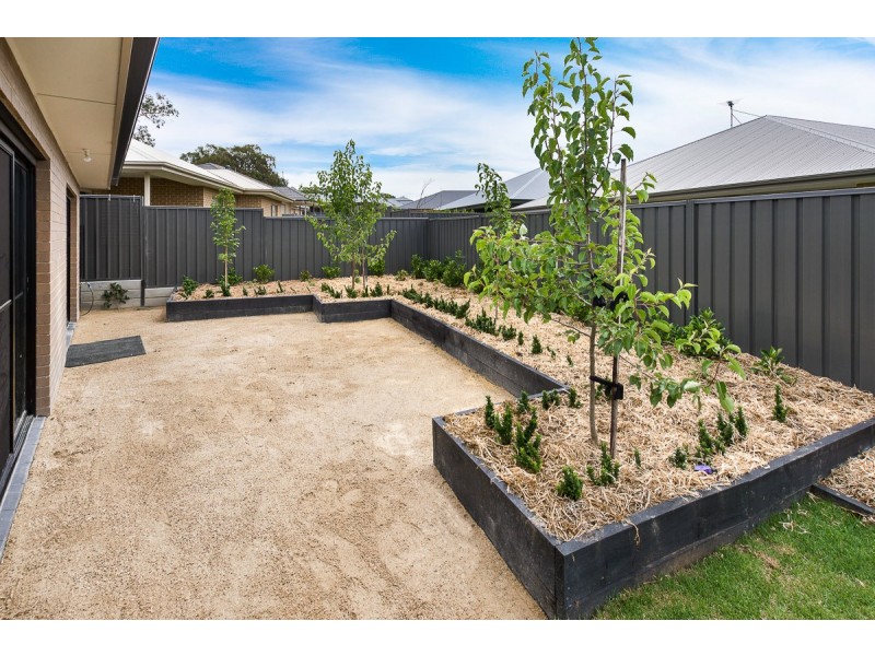 18 Red Gum Crescent, Mount Barker SA 5251