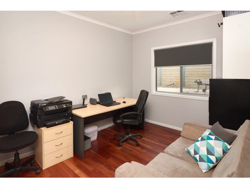12 Lloyd Crescent, Littlehampton SA 5250