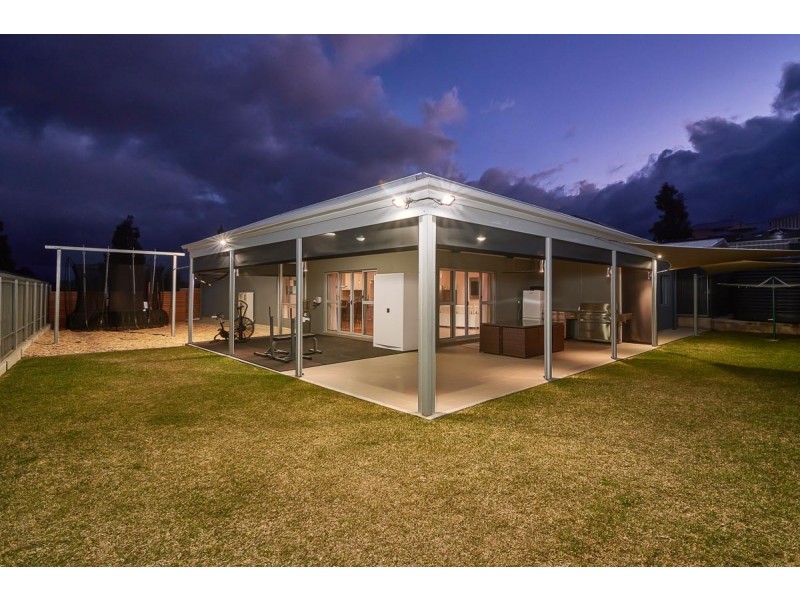 12 Lloyd Crescent, Littlehampton SA 5250