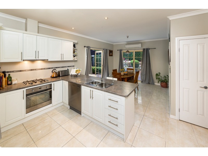 9 Pollard Street, Mount Barker SA 5251