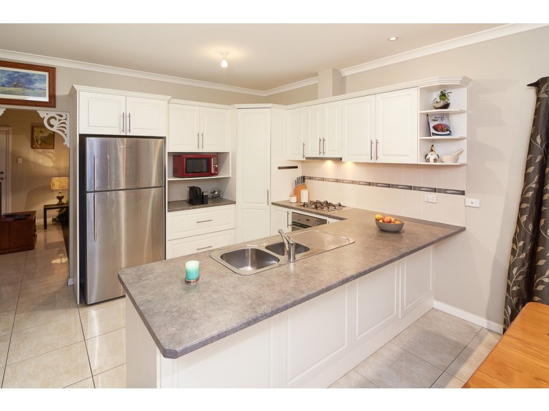 9 Pollard Street, Mount Barker SA 5251