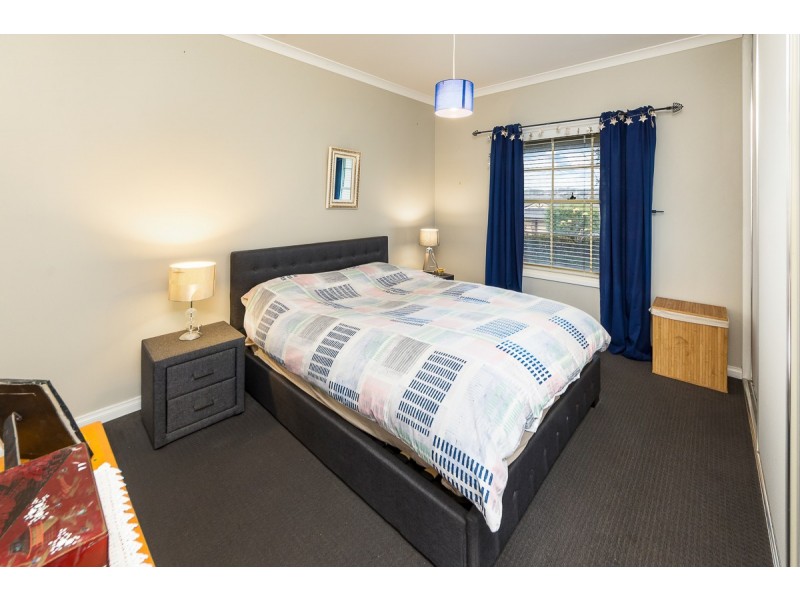 9 Pollard Street, Mount Barker SA 5251