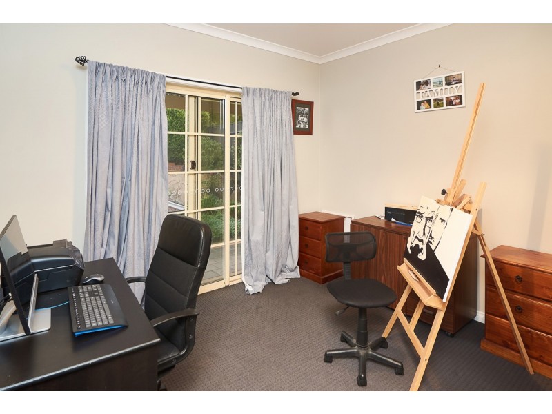 9 Pollard Street, Mount Barker SA 5251