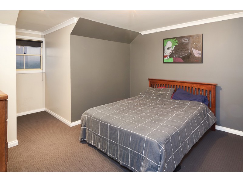 9 Pollard Street, Mount Barker SA 5251