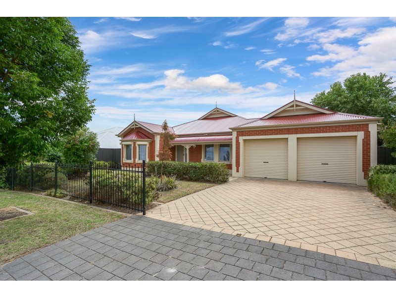 16 Greenfield Street, Mount Barker SA 5251