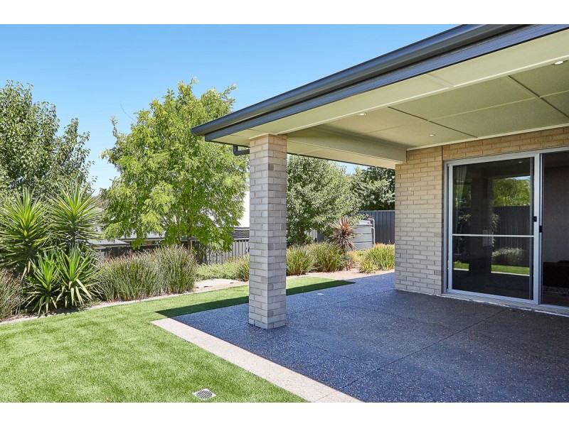 17 Bluestone Drive, Mount Barker SA 5251