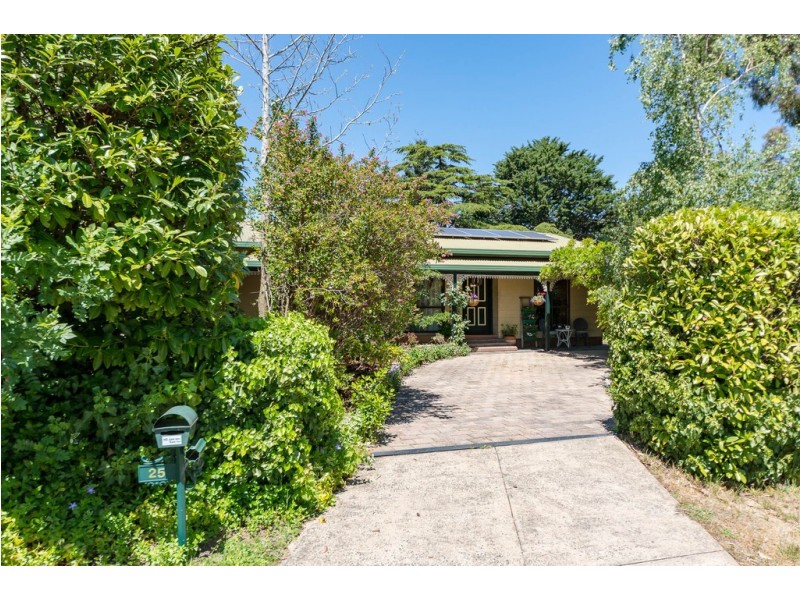 25 Oak Avenue, Bridgewater SA 5155