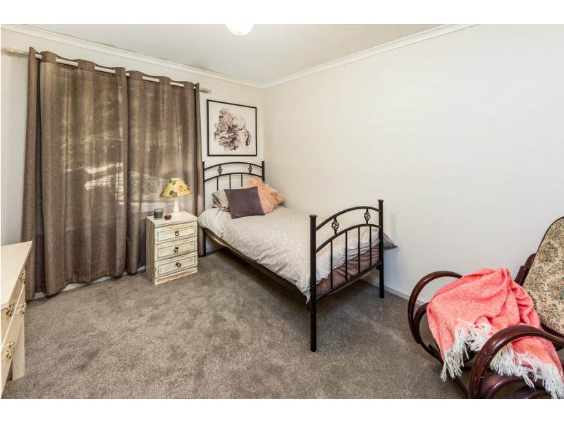 25 Oak Avenue, Bridgewater SA 5155