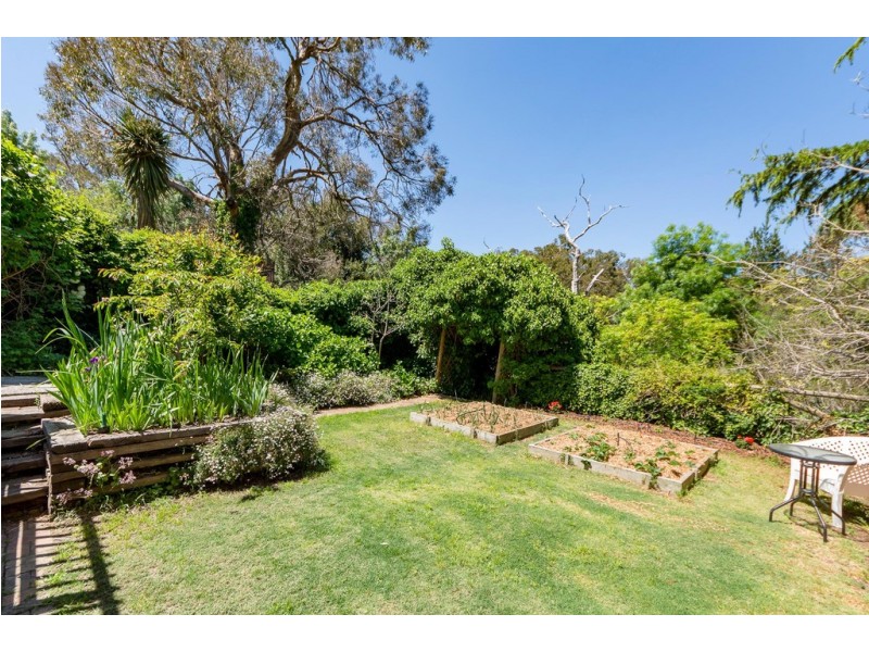 25 Oak Avenue, Bridgewater SA 5155