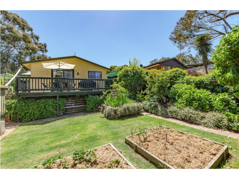 25 Oak Avenue, Bridgewater SA 5155