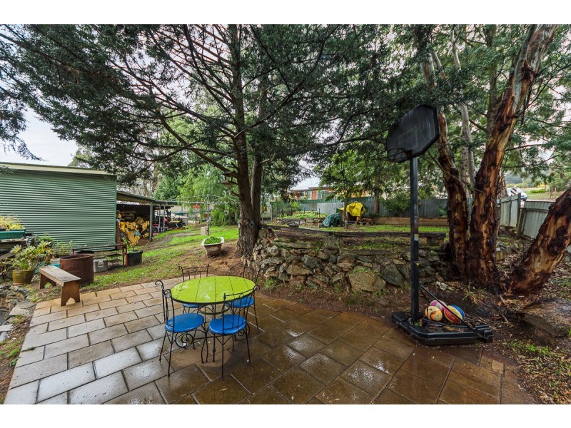 2 Murray Avenue, Mount Barker SA 5251