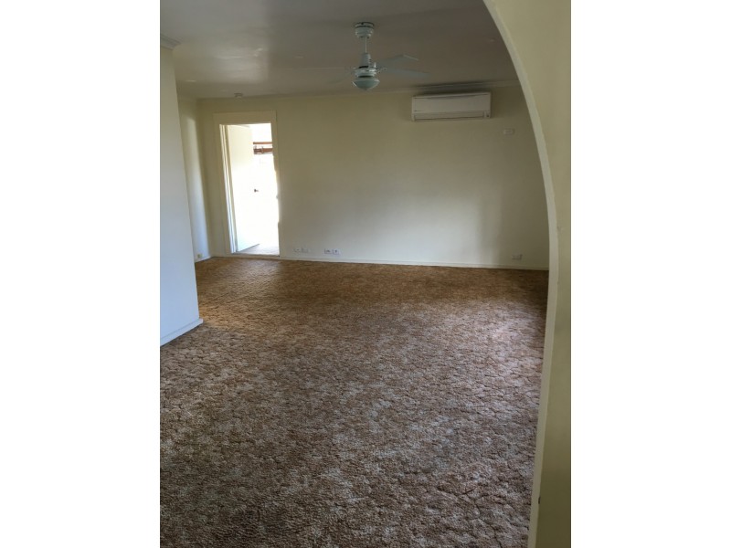 27 Victoria Road, Mount Barker SA 5251