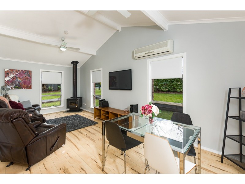 6 Uplands Street, Mount Barker SA 5251