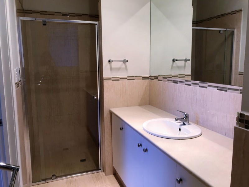 5 Saunders Close, Mount Barker SA 5251