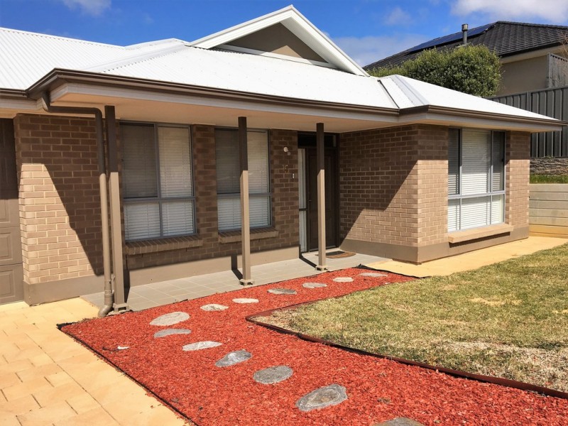5 Saunders Close, Mount Barker SA 5251