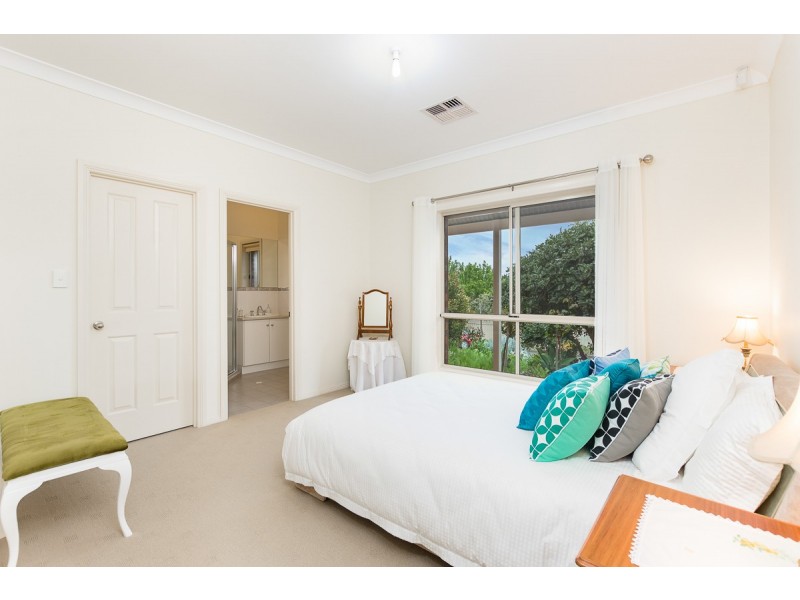 17 Monks Avenue, Littlehampton SA 5250