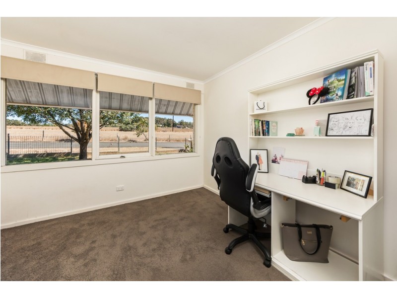 4 Columbia Street, Mount Barker SA 5251