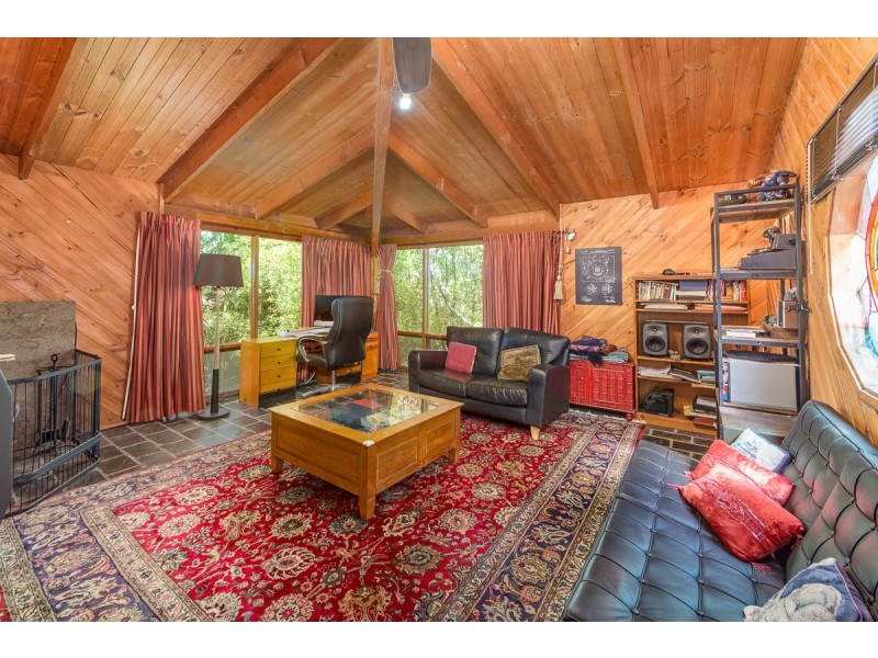 27 Oak Avenue, Bridgewater SA 5155