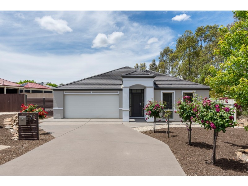 24 Tate Avenue, Mount Barker SA 5251