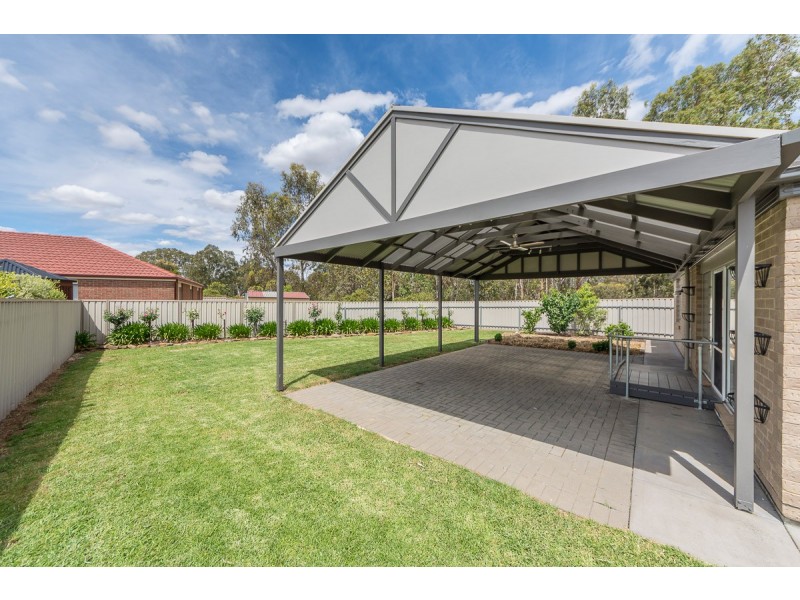 24 Tate Avenue, Mount Barker SA 5251