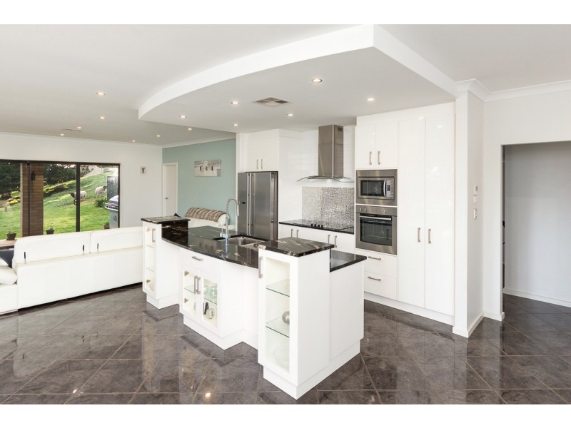 2/7 Reuben Pope Court, Mount Barker SA 5251