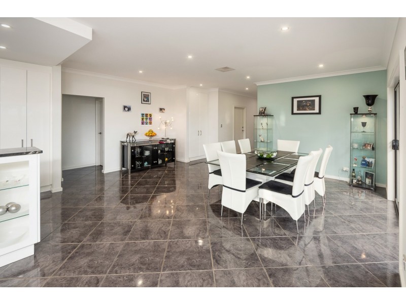 2/7 Reuben Pope Court, Mount Barker SA 5251