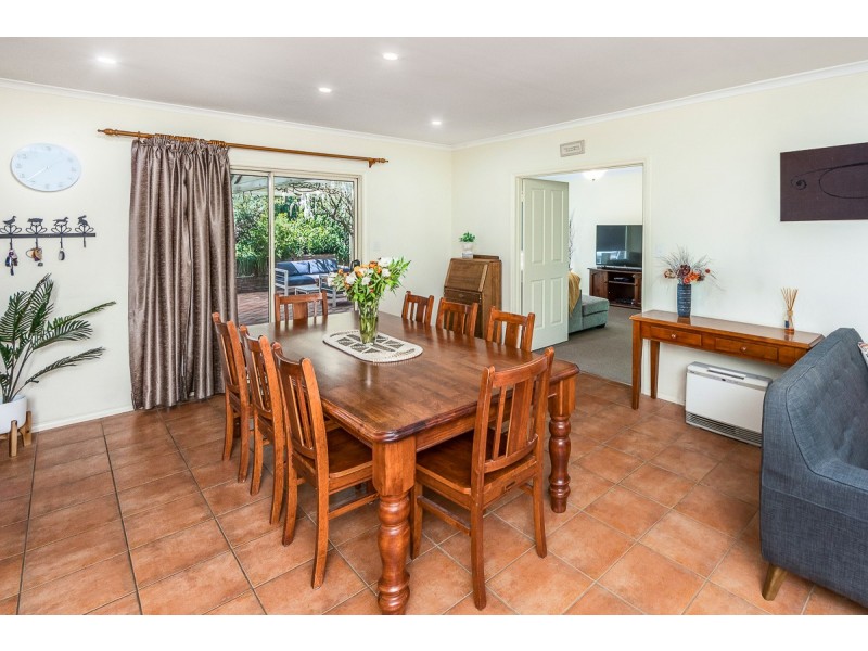 6 Reuben Pope Court, Mount Barker SA 5251