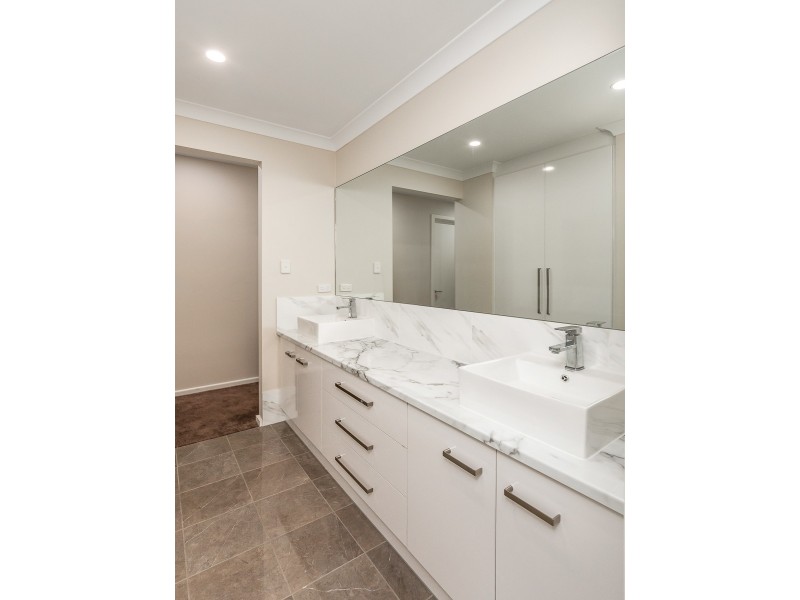 29 Arlington Street, Mount Barker SA 5251