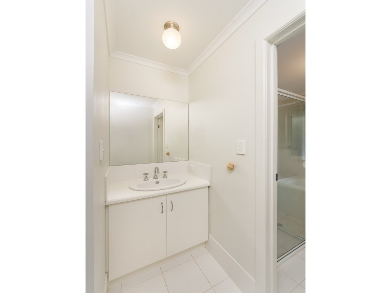 18 James Street, Mount Barker SA 5251