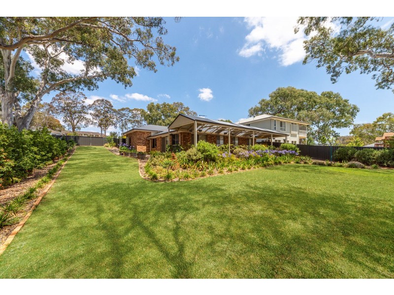 4 Jenkinson Drive, Mount Barker SA 5251