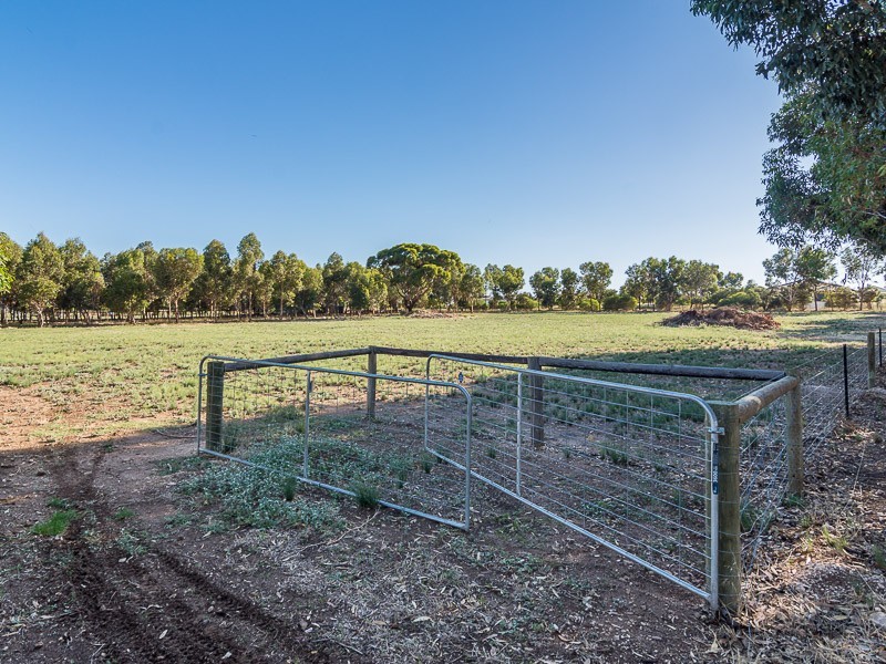 104 Trainers Way, Strathalbyn SA 5255