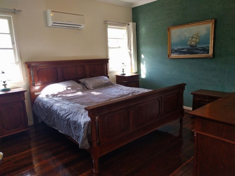 10 Parkridge Dr, Withcott QLD 4352