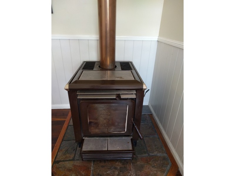 10 Parkridge Dr, Withcott QLD 4352