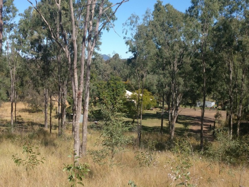 165 Koreelah Street, Upper Lockyer QLD 4352