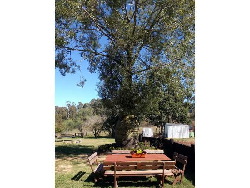 165 Koreelah Street, Upper Lockyer QLD 4352