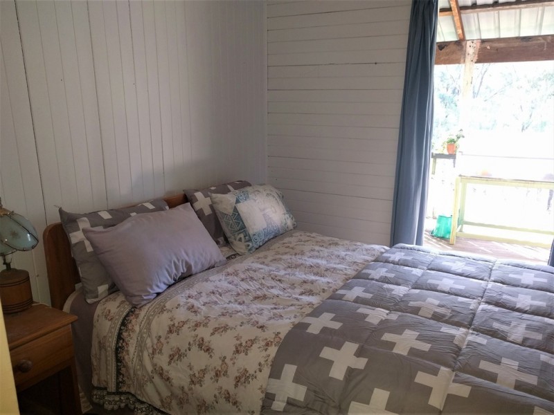 77 Wallaces Road, Withcott QLD 4352