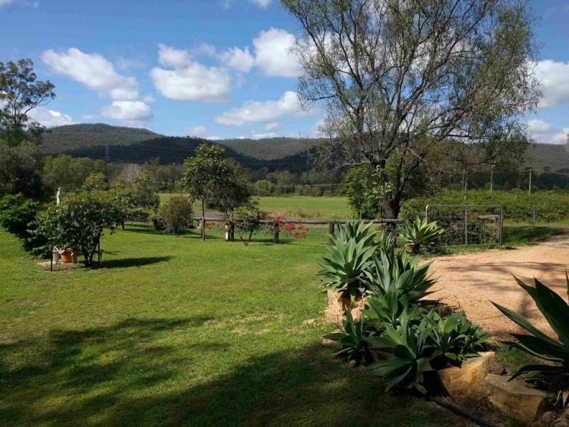 1646 Flagstone Creek Road, Upper Flagstone QLD 4344