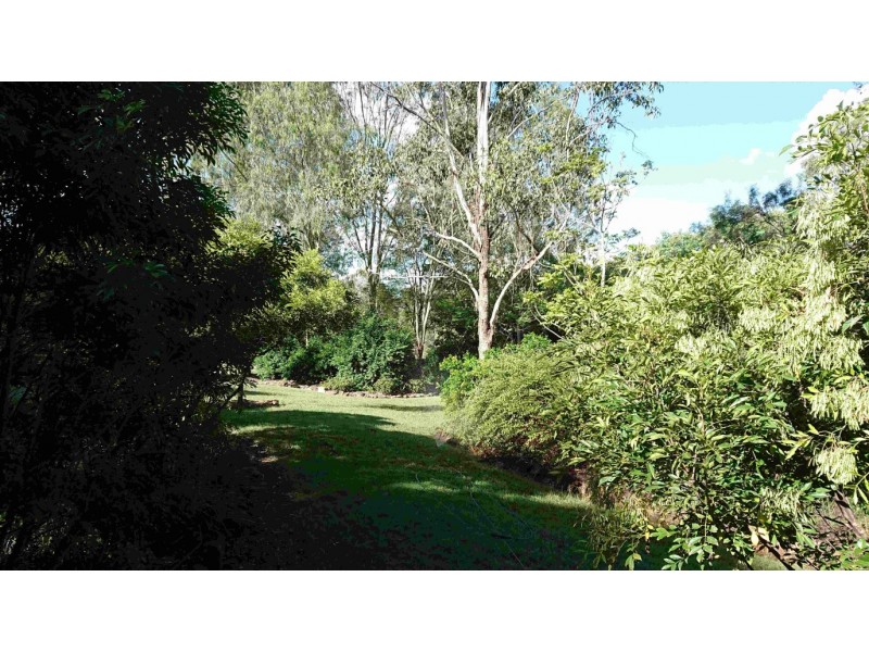 944 Murphys Creek Road, Murphys Creek QLD 4352