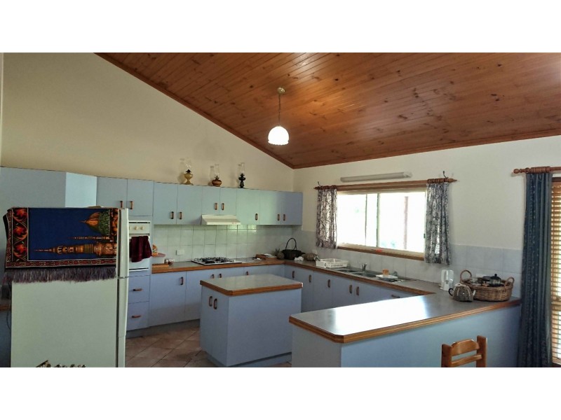 944 Murphys Creek Road, Murphys Creek QLD 4352