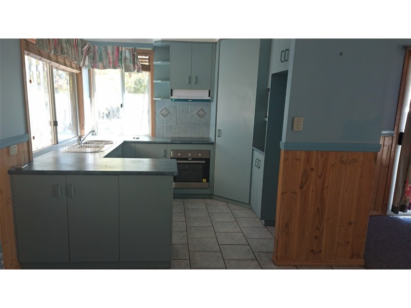 24 O’Neils Road,, Withcott QLD 4352