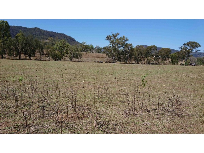 7 Flagstone, Flagstone Creek QLD 4344
